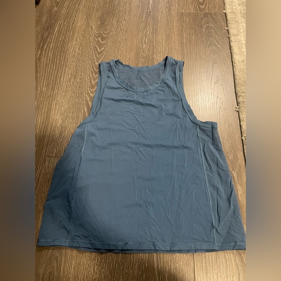 Lululemon tank top - Picture 2 of 2